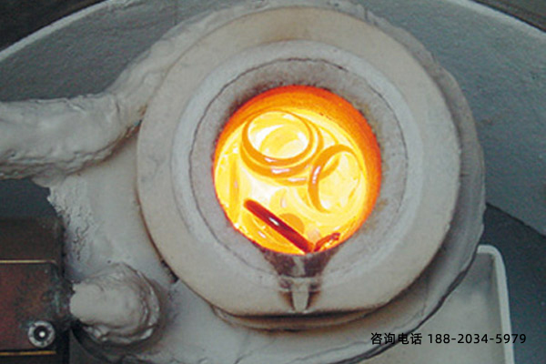 中高頻熔煉爐-封閉式爐體安全降噪
