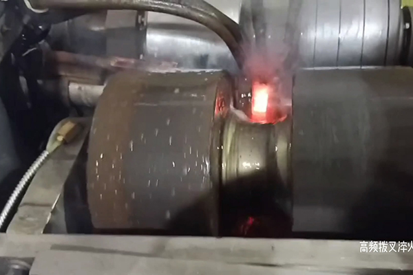 高頻電機(jī)軸撥叉軸高頻自動化淬火