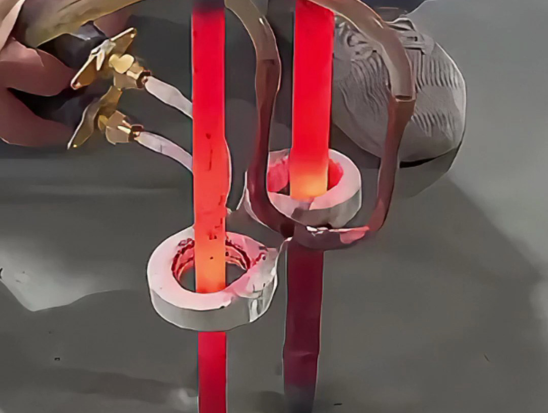 中頻高頻電源如何實現(xiàn)雙工位同步加熱？看完這個視頻你就懂了！